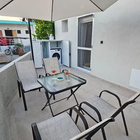 Pame Apartment *